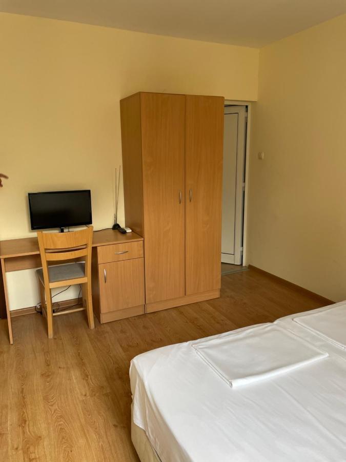 Комплекс За Гости Малки Воден Hotell Malki Voden Exteriör bild