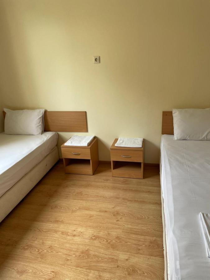 Комплекс За Гости Малки Воден Hotell Malki Voden Exteriör bild